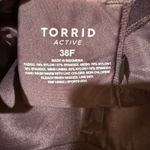 Torrid Active Sports Bra Womens 38F Purple Floral Underwire J Hooks Photo 2