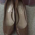 Michael Kors MK Tan Patent Leather Heels Photo 2
