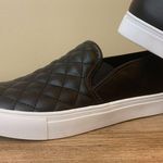 Steve Madden  Endell Slip-on Sneaker SZ 7 Photo 2