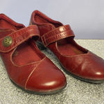 Taos Samba Burgundy Leather Mary Jane’s Size 8 EUC Red Photo 0