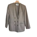 Kasper Women's Vintage Suit Beige W/tiger Eye & Gold Buttons Size 10 Photo 1