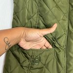 IZOD  Women’s Quilted Vest - Green - Size Large Photo 4