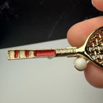 Gerry’s Tennis Racket & Ball Brooch Pin Signed Vintage Gold Tone Dual Pendant Photo 6