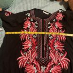 Cute Options Floral Embroidered Tunic Beach Cover Up Measures Size M/L Vacation Black Size L Photo 7