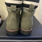 Nautica Women's  Green Winter Hiking/Snow Boots Size 8 Photo 2