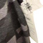 Old Navy  Active  Go Dry Women's Charcoal Camo  Athletic Workout Tank Top Sz L Photo 1