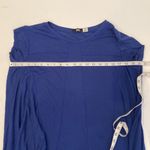 BDG  Cap Sleeve Shark Bite Hem T-Shirt EUC Sz M Casual Stretchy Contemporary Photo 4