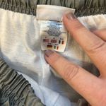 Reebok Vintage Wind Breaker Pants size Medium Excellent Condition, waist stretches to 19, inseam is 29 Photo 4