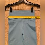 Soul cycle workout set, leggings and crop top. Great color, Size XS Blue Photo 4