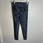 Zyia Women’s ‎ Active Size 4 Cheetah Print Cropped High Waisted Scrunch Legging Photo 2