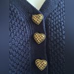 Buttons Maggie Lawrence Sweater Large Knit V-Neck Blue Gold Heart Sz 22/… Photo 3