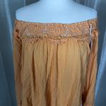 Hint of Mint  off the shoulder‎ top Photo 1