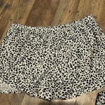 Anuschka Michelle Miller two piece shirt and shorts lounge set. Size large with Photo 4