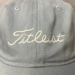 Titleist   WO ONE SIZE LIGHT  BLUE WITH BREAST CANCER EMBLEM HOOK LOOP CLOSURE Photo 1