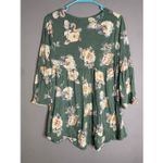 Chris & Carol  Green Babydoll Bell Sleeves Top Size Large Photo 5