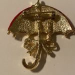 VTG Gerry’s Signed Gold Tone Umbrella Shape 1.75” Charm Brooch Pin Red Photo 3