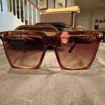Tom Ford Sabrina-02 (FT0764) sunglasses with case and dusty Photo 10
