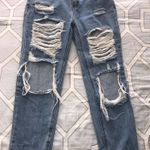 Forever 21 distressed jeans Photo 0