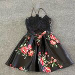 B. Smart  Floral Black Halter Dress Size 3 Photo 4