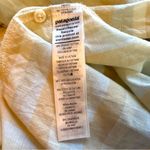 Patagonia  Women’s Lightweight A/C® Shirt - Cali Stripe: Isla Yellow - XS Photo 15