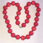 Elegant Vintage Red Wooden Beads and Black Glass Beaded Necklace Photo 3