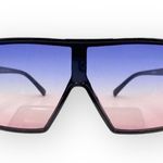 new Oversize Retro Flat Top Translucent Sunglasses ☀︎︎ Black / Blue Pink Lens Photo 5