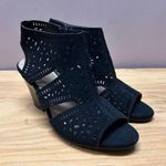 Y-Not Y•Not Laser cut Slingback Black Peep Toe Zipper Heels 8.5 Photo 1