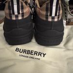 Burberry
ARTHUR CHECKERED SNEAKER Photo 3