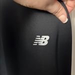 New Balance  Women's Black Accelerate Capri Size 1X Photo 5