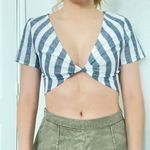 Zaful Low Cut Crop Top Photo 4