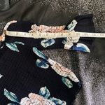 Kendall + Kylie crop top Photo 11