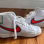 Nike  Blazer Mid Women’s 77 Vintage Photo 0