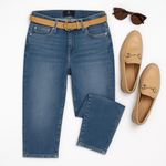 7 For All Mankind  Josefina Boyfriend Jean Light Wash Relaxed Fit Size 27 in EUC Photo 2