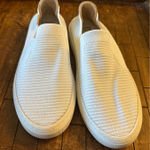 UGG  Women's Alameda Sammy sneakers  size 10 knit slip on casual‎ euc Photo 0