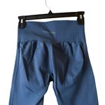 Paragon Fitwear Paragon Native Seamless  Capri Leggings Size M ? 24X22 Photo 3