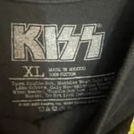 Kiss Size XL Soft T Photo 1
