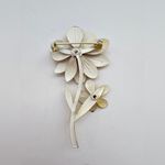 Metal Yellow Enamel Clear Rhinestone Daisy Flower Floral Pin Brooch Photo 1