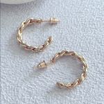 Lulus Chain open hoop huggie earrings Photo 2