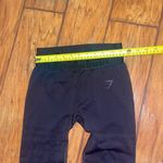 Gymshark Black Leggings pants activewear yoga women’s small EUC Photo 6