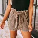 She & Sky These Three high waisted shorts Photo 0
