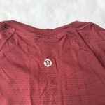 Lululemon  Swiftly Tech Long Sleeve Shirt 2.0 *Race Length Photo 7