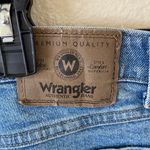 Wrangler Light wash Regular fit s Photo 2