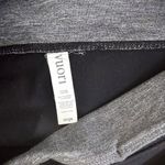 Vuori Black And Grey Camo Leggings with Wide Waistband and Slim Fit Photo 5