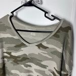 American Eagle  Waffle Knit Camouflage V-neck Oversized Long Sleeve Shirt XS Photo 1