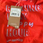 Brooks NWT Women's Distance Graphic Long Sleeve Shirt RUNNING IS MY HAPPY Place Photo 5