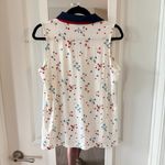 Tuckernuck Athletic Floral Blouse Size Medium Color White Red Blue Photo 3