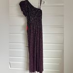 Mac Duggal  5622‎ Blackberry Sequin Embellished Puff One Shoulder Gown Size 0 Photo 8