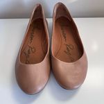 American Rag Women's Ellie Tan Flats Size 8.5 Photo 1