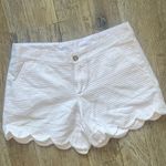 Lilly Pulitzer Resort White Buttercup Shorts Photo 0