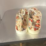 Size 6 snowman shoes. They are canvas. You European size 37. New without tags. Photo 2